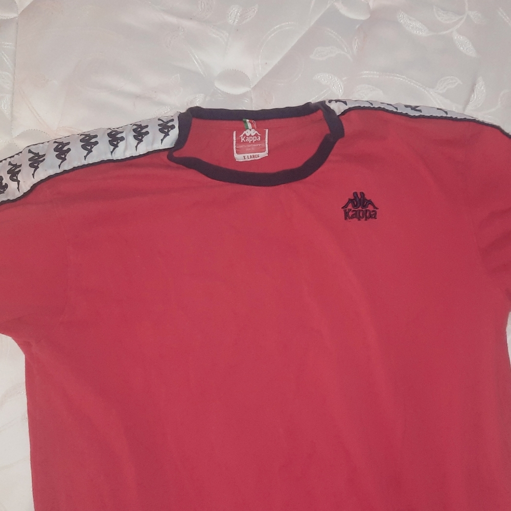 Tshirt - Picture 2 of 2